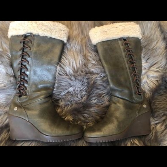 UGG leather boots size 6 - Picture 3 of 8